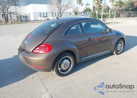 2012 Volkswagen Beetle 2.5L из США, поврежденный, VIN 3VWJP7AT2CM628822